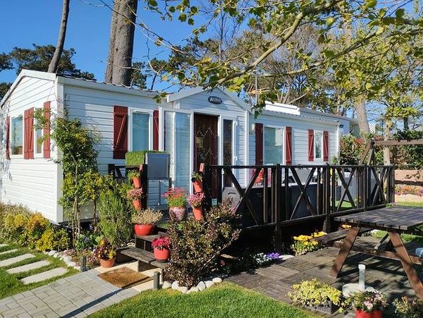 Top 3 des avantages de louer un hébergement de vacances dans un camping luxe en hexagone