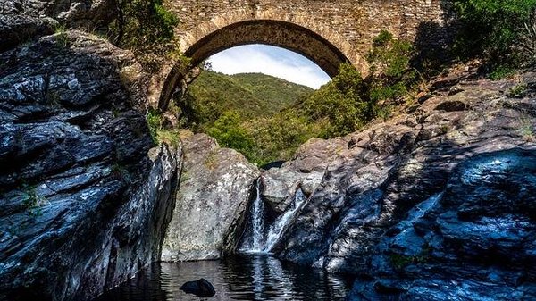 Découvrez les Meilleurs Campings 4 et 5 Étoiles en Ardèche pour des Vacances Inoubliables